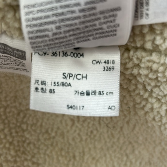 Levi’s Denim Sherpa lined Jacket - Picture 5 of 9